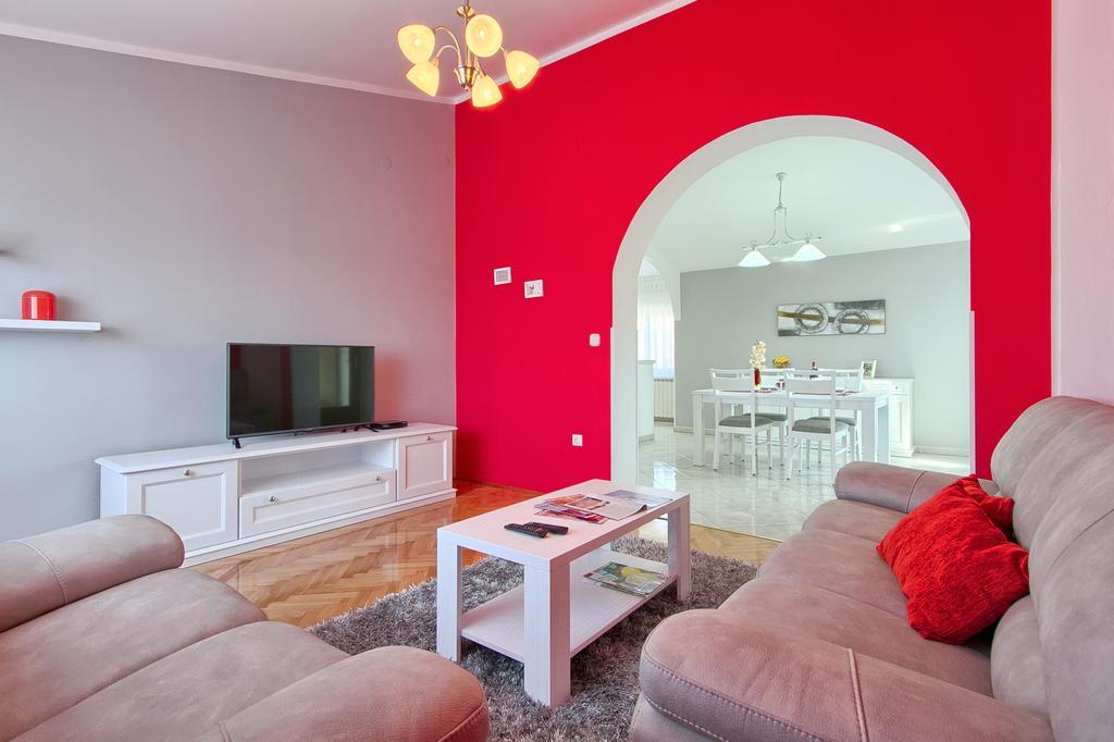 Apartment Monvidal Pula Habitación foto