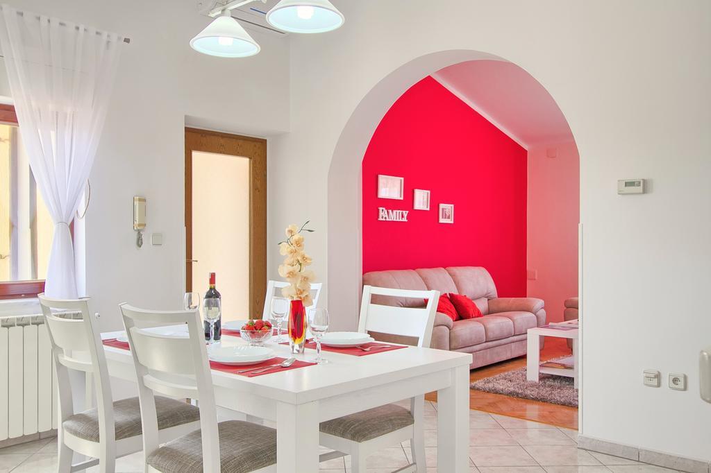 Apartment Monvidal Pula Habitación foto